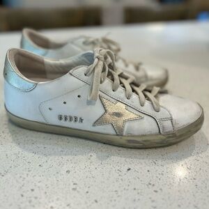 Golden goose superstar size 40